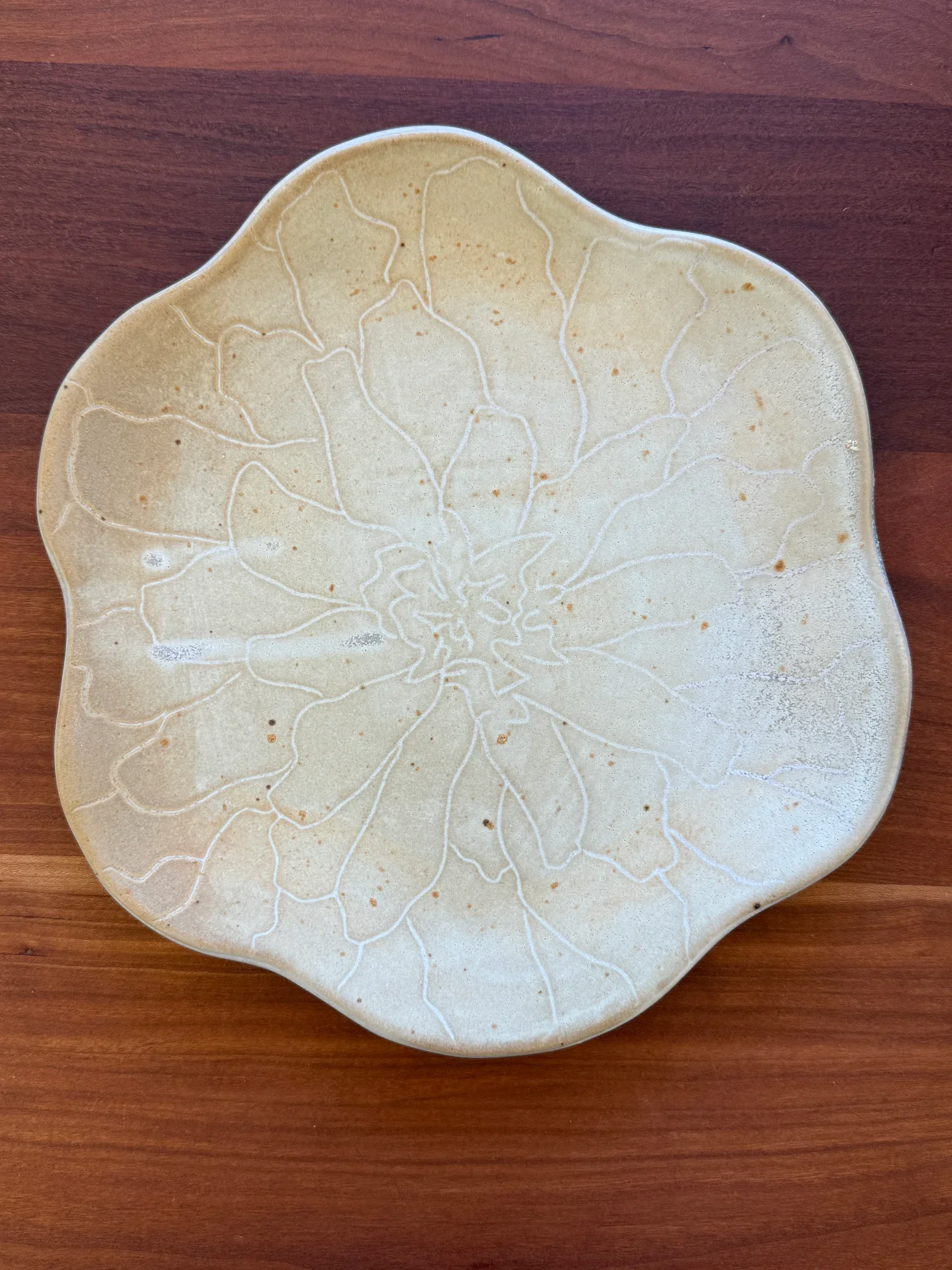 Flower Plates, set of 2 - Image 2