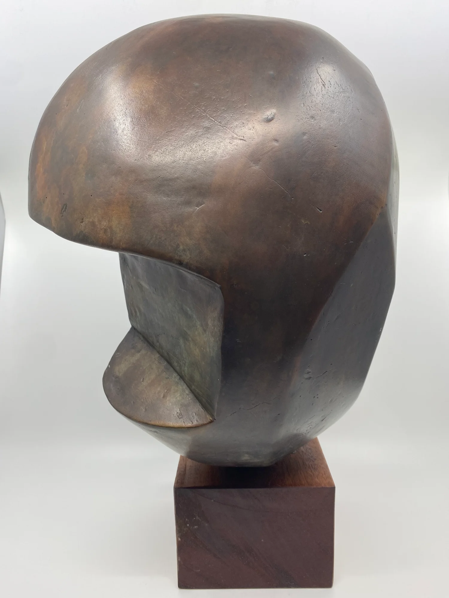 Helmet Sculpture - Image 2