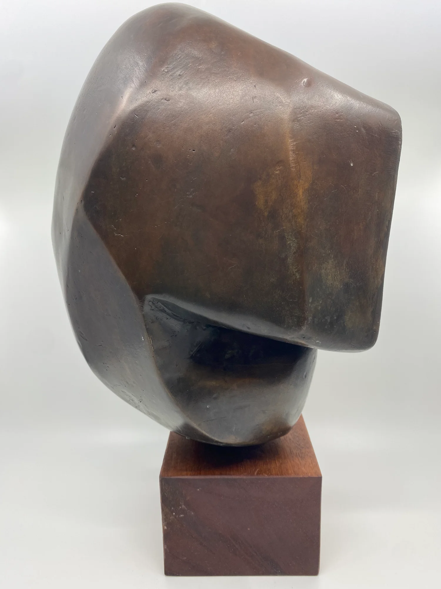 Helmet Sculpture - Image 3